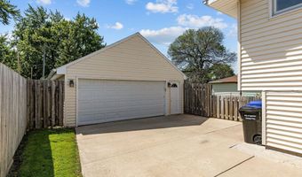 2607 S FOUNTAIN Ave, Appleton, WI 54914