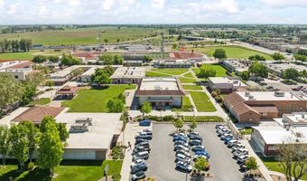 827 Lake Park Cir, Galt, CA 95632