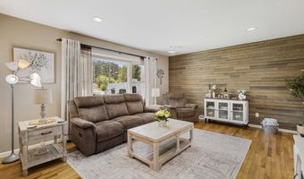 570 Forest Hills Pkwy, Bayville, NJ 08721