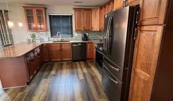 1 LONNIE Ct, Bear, DE 19701
