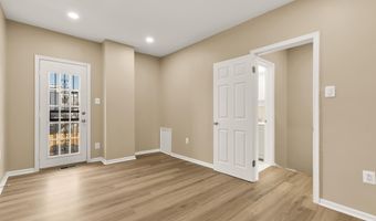 1033 5TH St NE A, Washington, DC 20002