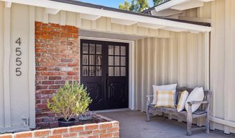 4555 Hillview Dr, La Mesa, CA 91941