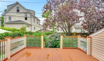 1 Slocum St, Newport, RI 02840