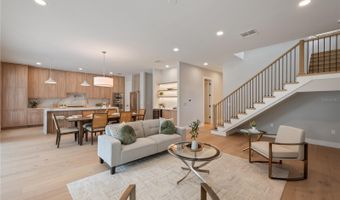 113 W EVANS St, Orlando, FL 32804