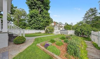 26 George St, Allendale, NJ 07401