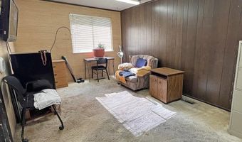 195 S Elm St, Blackfoot, ID 83221