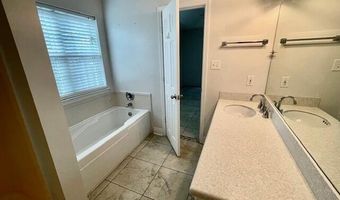 4081 Groveland Rd, Ocean Springs, MS 39564