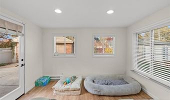 15570 Angelique Ave, Allen Park, MI 48101