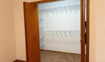 236 Wilson St, Alden, MN 56009