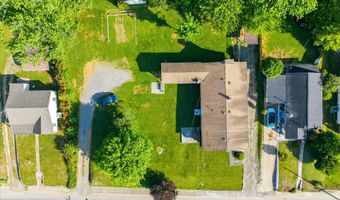 924 E Madison Ave, Athens, TN 37303