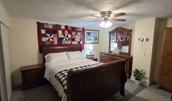 98 Old Cemetary Rd, Andrews, SC 29510