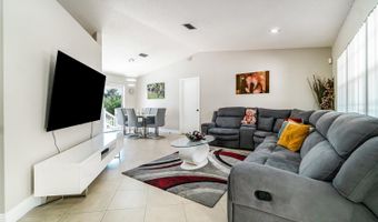 2417 VIRGINIA Dr, Altamonte Springs, FL 32714