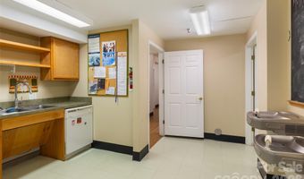 64 Clingman Ave 101, Asheville, NC 28801
