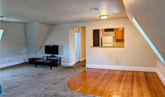412 Bellevue Ave #7, Newport, RI 02840