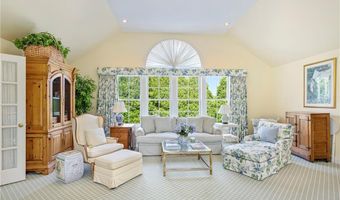 315 Ocean Ave, Newport, RI 02840