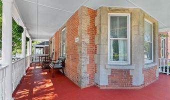 496 Broadway, Newport, RI 02840