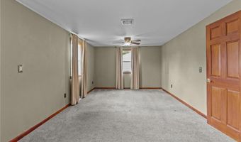 11 Red Robin Rd, Cranston, RI 02920