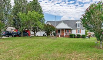 5561 Nashville Hwy, Baxter, TN 38544