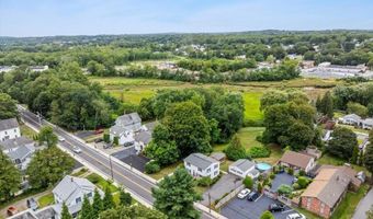 578 Woonasquatucket Ave, North Providence, RI 02911