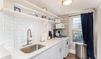 126 PRINCE GEORGE St 4, Annapolis, MD 21401