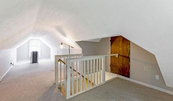 181 Market St, Aurora, IN 47001