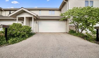 52 Wood Brook Way, Fitchburg, WI 53711