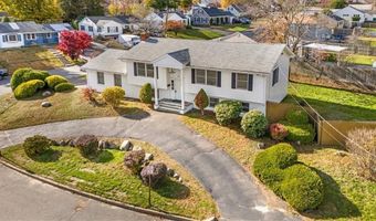 10 Sheffield Rd, Cranston, RI 02920