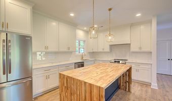 408 Edgewood Dr, Belton, SC 29627