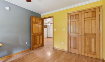 32 S V Ln, Augusta, ME 04330