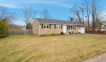 31 Charles St, North Kingstown, RI 02852