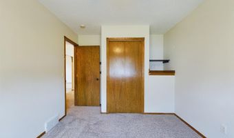 804 E Maywood St, Brandon, SD 57005