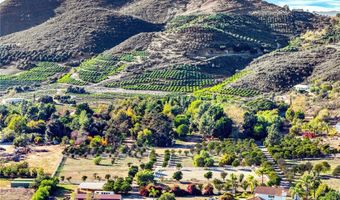 334 Rainbow Crest Rd, Fallbrook, CA 92028