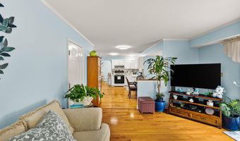 20 Cannonball Dr, Barnegat, NJ 08005