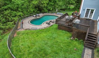 121 Northington Dr, Avon, CT 06001