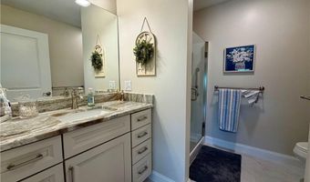 107 Bella Vista Cir 107, Glocester, RI 02859
