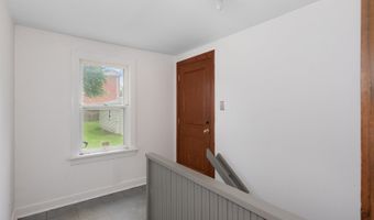 318 W Wing St, Arlington Heights, IL 60005