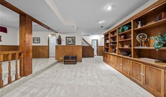 1724 Chatham Ave, Arden Hills, MN 55112
