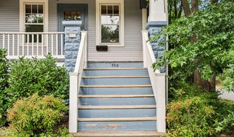 526 N IVY St, Arlington, VA 22201
