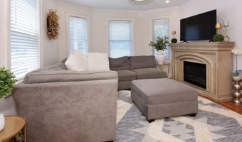 435 Cabot St B, Beverly, MA 01915