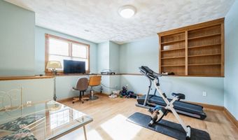 18 Baldwin Rd, Billerica, MA 01821