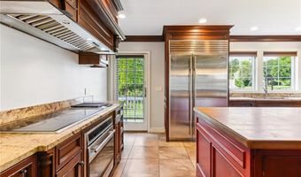 18 Anawan Ave, Narragansett, RI 02882