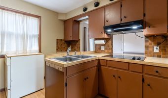 1925 Quayle Dr, Akron, OH 44312