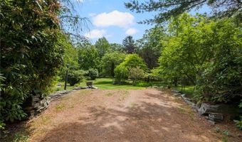 856 N Main Rd, Jamestown, RI 02835
