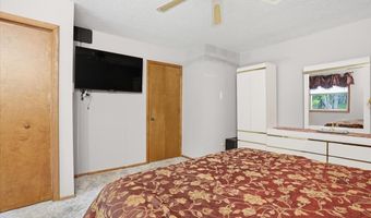 242 Colonial Ter, Albrightsville, PA 18210