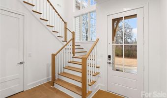 1527 St George, Charlotte, NC 28205