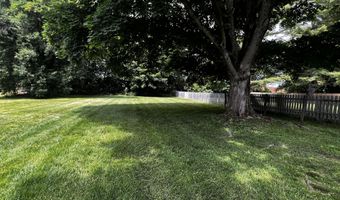 66 Howard St, Bangor, ME 04401