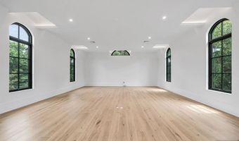 19 Rio Vista Dr, Alpine, NJ 07620