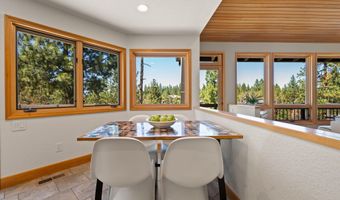 4211 NW Lower Village Rd, Bend, OR 97703