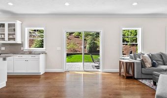 13 Vincent Way, Cumberland, RI 02864