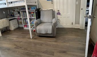 40 Scofield Ave, Bridgeport, CT 06605